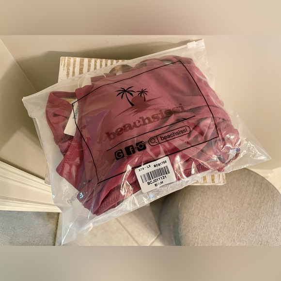 Brand New Beachsissi Mauve Two Piece - Large - Picture 5 of 5